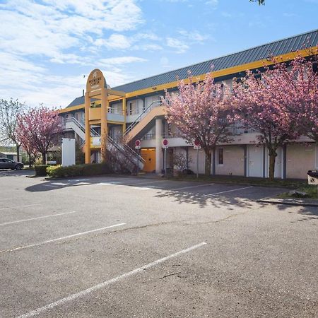 Premiere Classe Lyon Est - Bron Eurexpo Decines-Charpieu Exterior photo